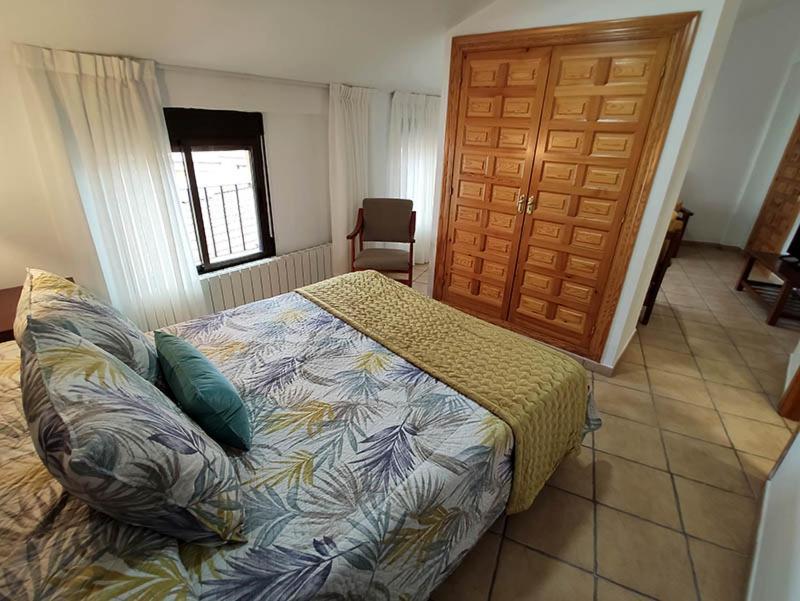 Royuela Hostal Buitenkant foto